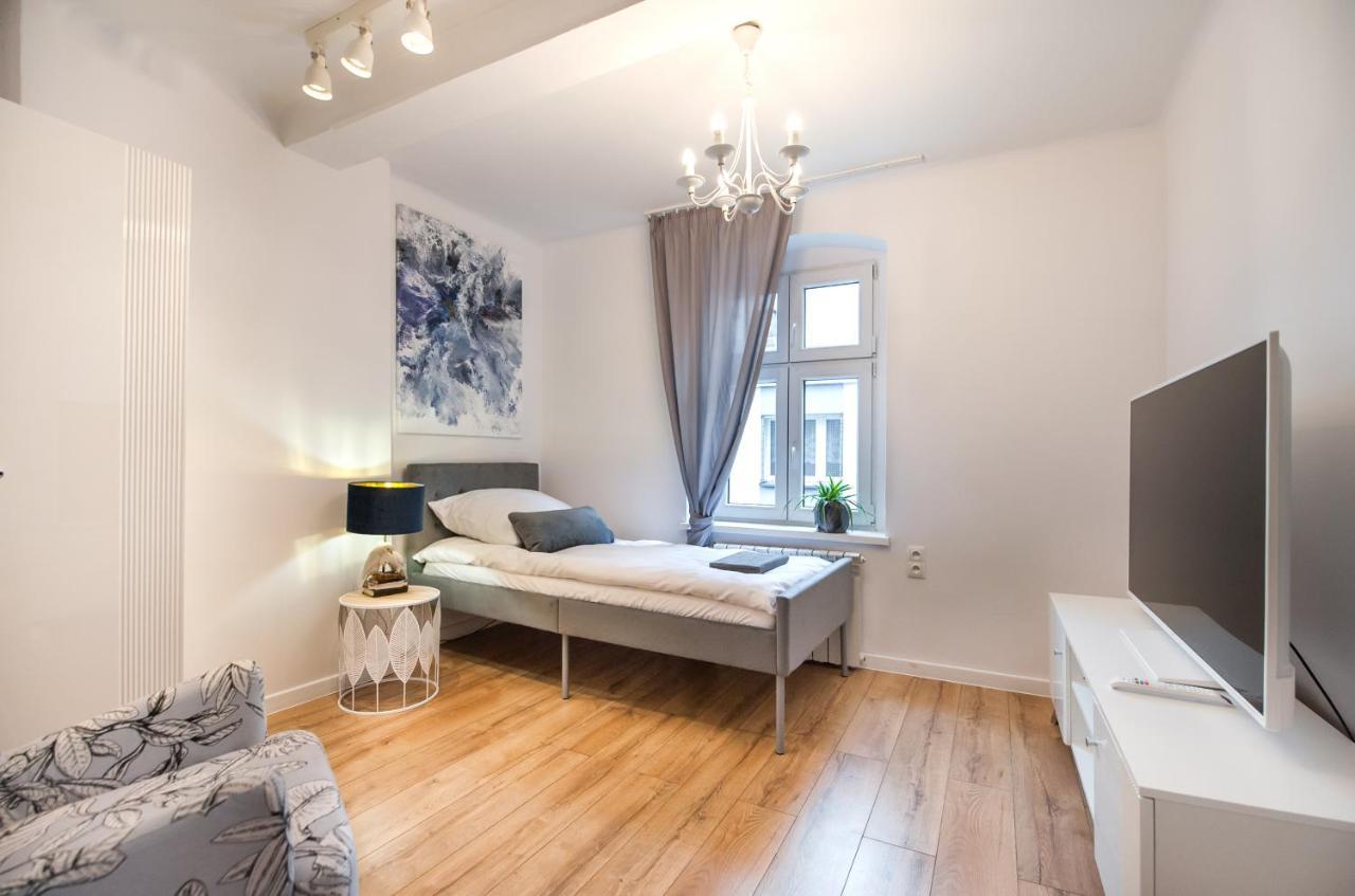 Pokoje Sienkiewicza Gliwice Buitenkant foto